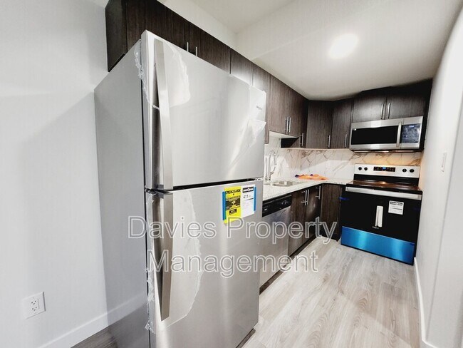 Photo - 9475 Colak Ln SW