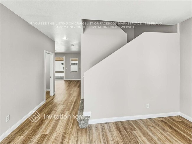 Photo - 1180 Antoinette St