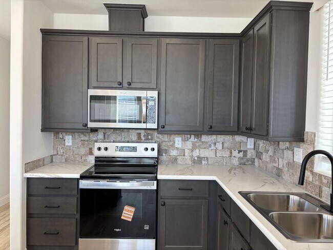 Photo - 3301 S Goldfield Rd