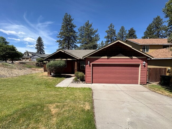 SPACIOUS HOME IN BOYD ACRES NEIGHBORHOOD A... - SPACIOUS HOME IN BOYD ACRES NEIGHBORHOOD A...