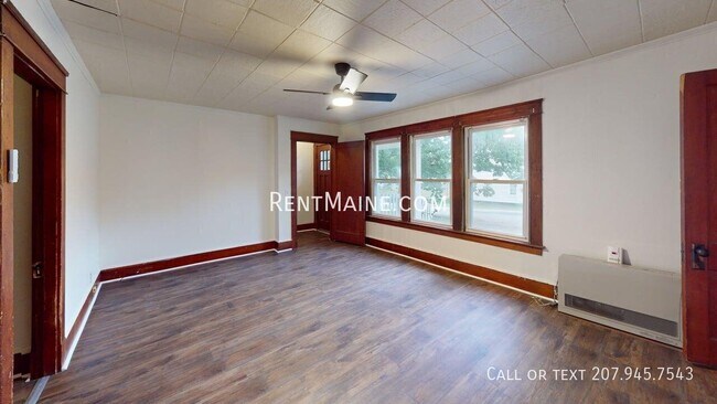 276 Main St Unit 1