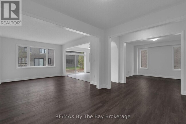 Photo - 48 Del Ray Cres