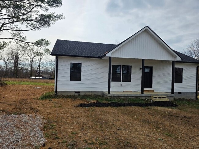 Building Photo - Modern New Construction 3 Bedroom Home with Porches in Crossville