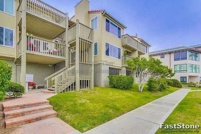 Building Photo - OCEAN VIEWS! Luxury Oceanside Condo with S...