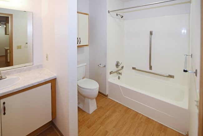 Photo - Aspen Apartments