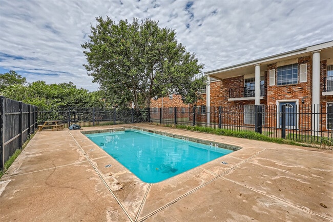 Heritage Hollow
