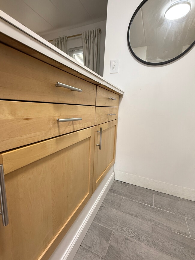 40 Harrison St Unit 3