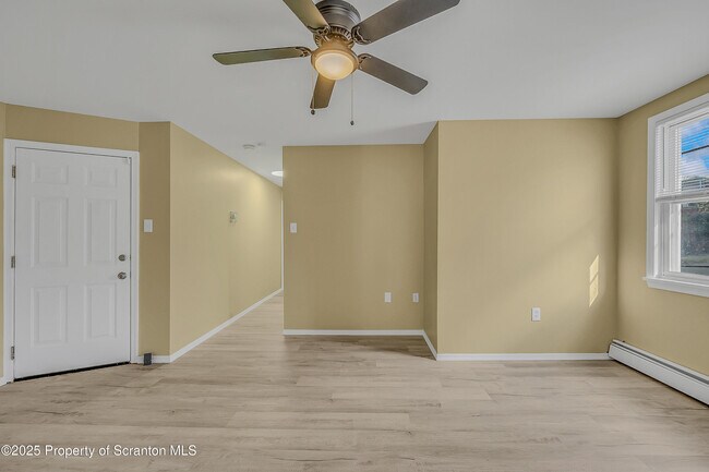 Photo - 538 Birch St Apartamento