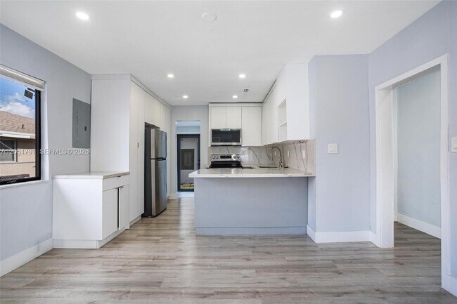 Photo - 781 NW 108th St