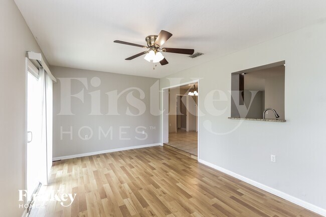 Photo - 6217 Indian Ln