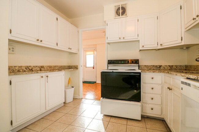 Photo - 25 Cartright St Unit 5A