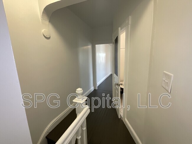 Photo - 164 S Pine St