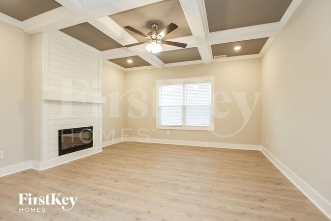 Photo - 1425 Kingbird Dr