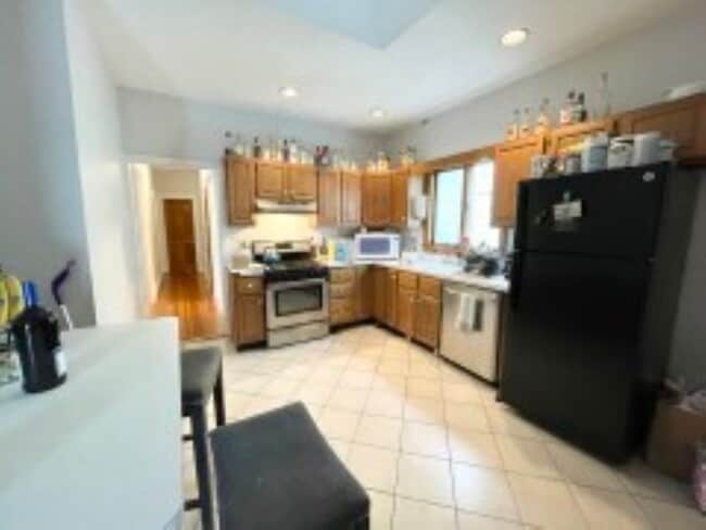 Photo - 19 Bucknam St Apartments Unit 3
