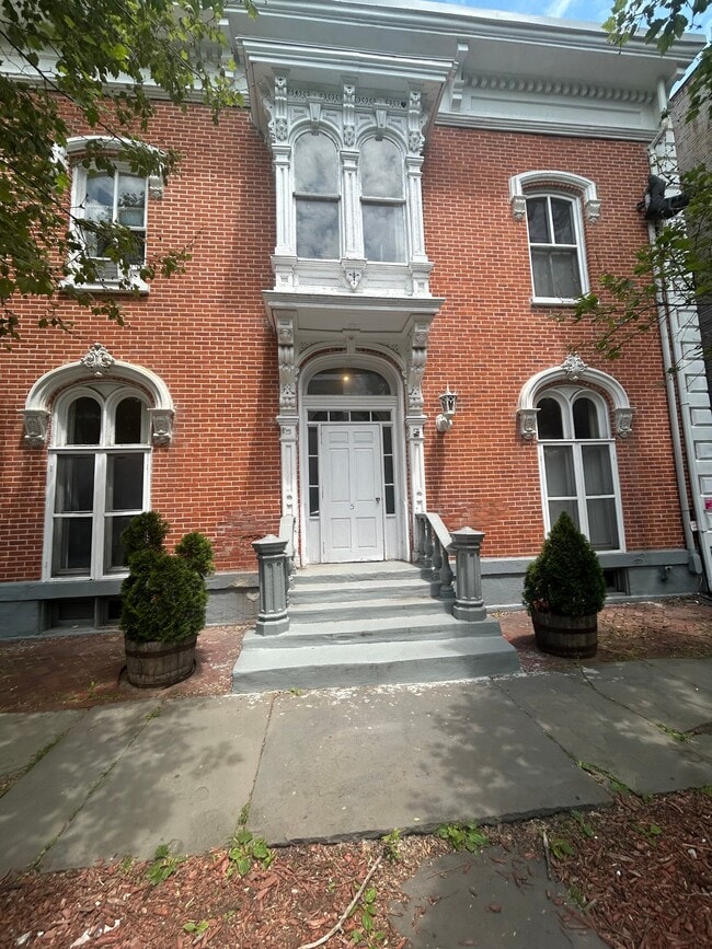 Building Photo - 5 Union St Unit 1