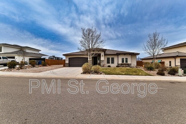 Photo - 3731 E Shooting Star Ln