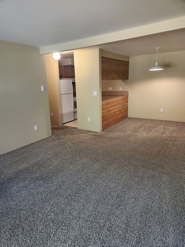 Photo - Heather Ridge, 2 Bedrooms, 1 Bathroom Apar...