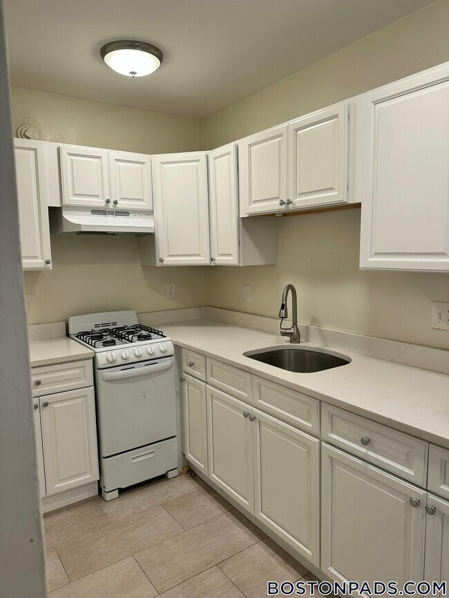 Photo - 53 Fellsway W Unit 18