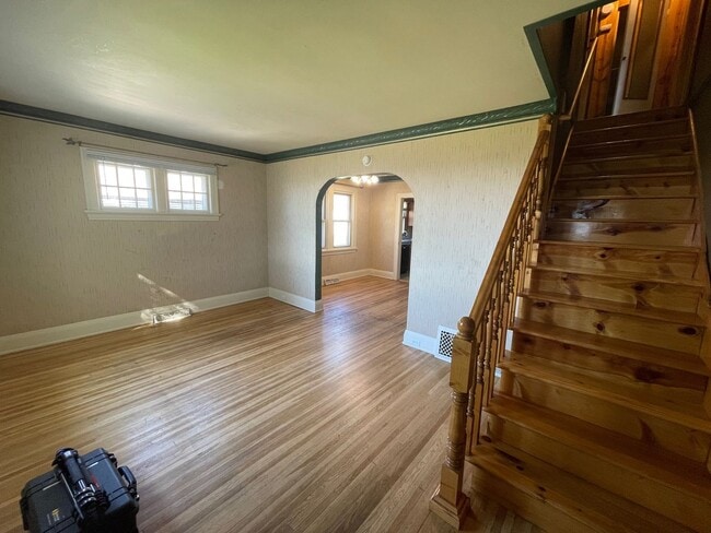 Photo - Incredible Lake Views-Spacious 6 Bedroom Home