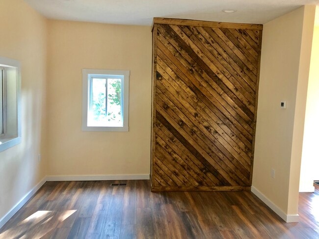 Photo - 3 bedroom in Beechview!