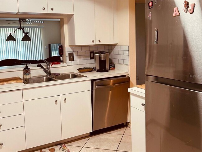Photo - 9330 Clubside Cir Unidad 3209