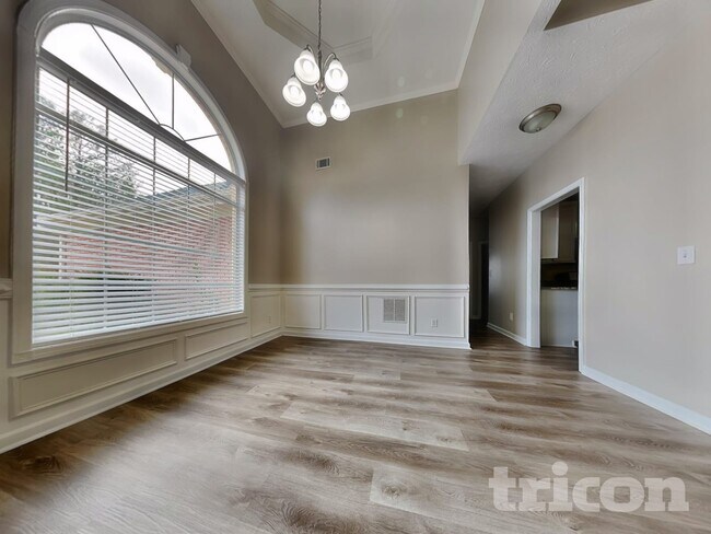 Photo - 440 Pebble Blvd