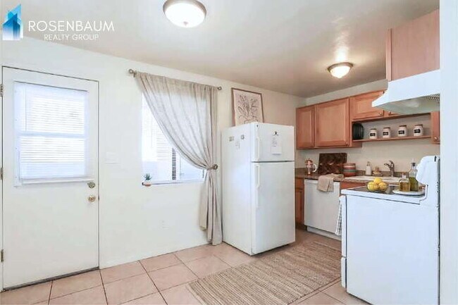 Photo - 455 W Kelso St Unit APT 121