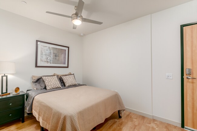 Yukon Flats, Studio - Bed 1.jpg - Yukon Flats