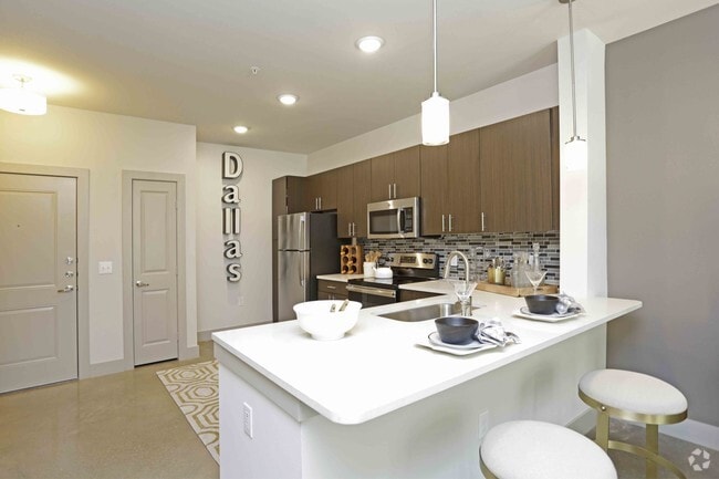 1BR,1BA - A1 - 689SF - KITCHEN