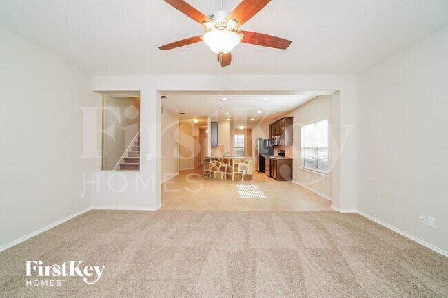 Photo - 500 Stonebrook Dr