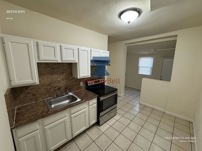 Photo - 3833 N 16th St