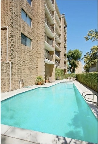 Photo - 10966 Rochester Ave Unit 6B