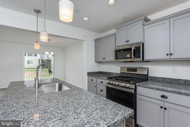 Photo - 103 Emma Cir