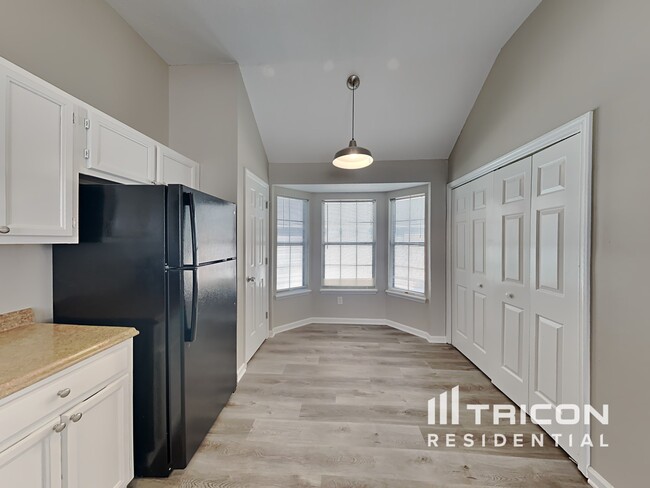 Photo - 136 Westport Dr