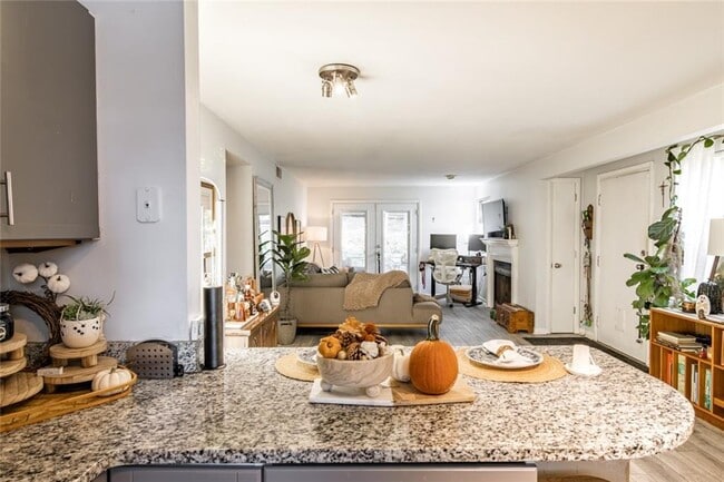 Photo - 2109 Defoors Ferry Rd NW