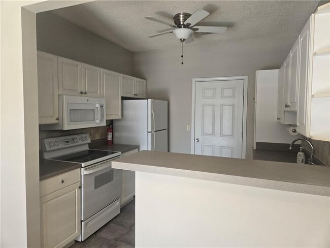 Photo - 1114 Woodland Ln