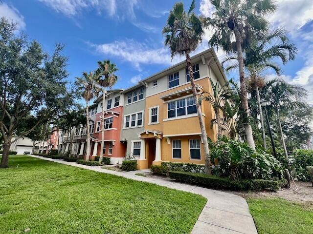Photo - 1727 San Benito Way Townhome