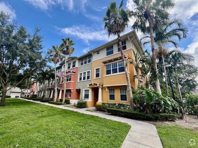 Building Photo - 1727 San Benito Way Rental