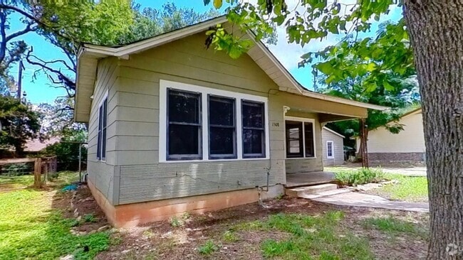 Building Photo - 1508 Owens St Rental
