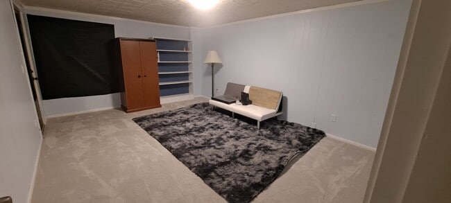 Photo - 1911 E Broadway St