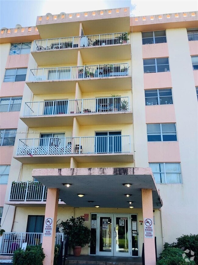 Building Photo - 16465 NE 22nd Ave Unit 604 Rental