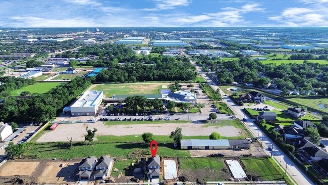 Building Photo - 4324 Avron Dr