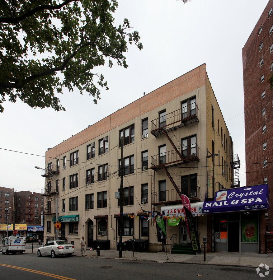 Photo - 84-48 Manton St