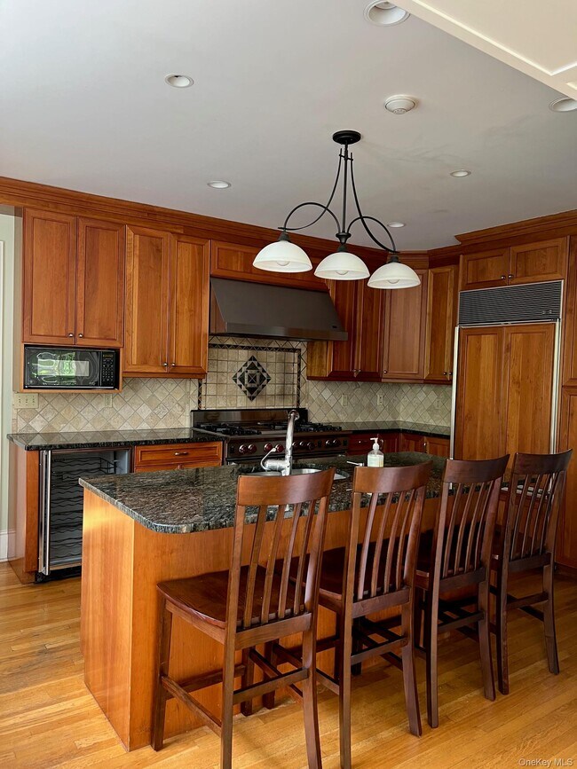 Photo - 246 Beechmont Dr