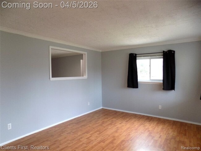 Photo - 39417 Cather St