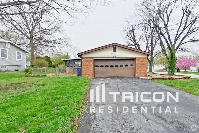 Building Photo - 1546 Grant Dr Rental