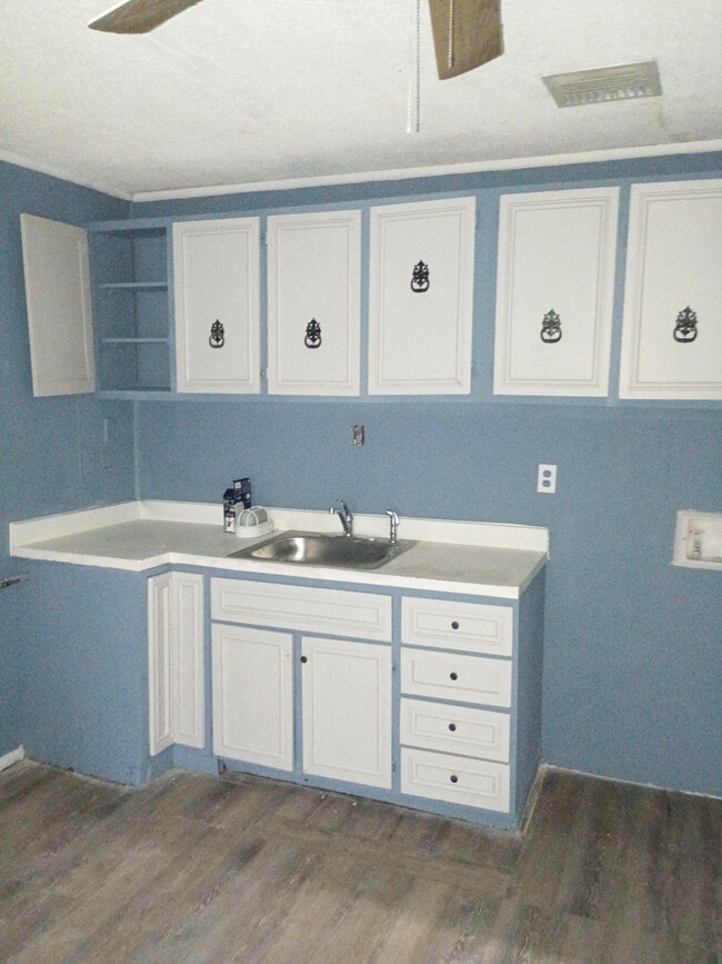 Photo - 123 Town Homes Dr