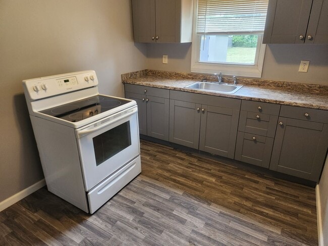 Photo - 246-250 Cedar Heights Rd. Circleville, Oh. 43113 Unit 246 Cedar Heights Rd.