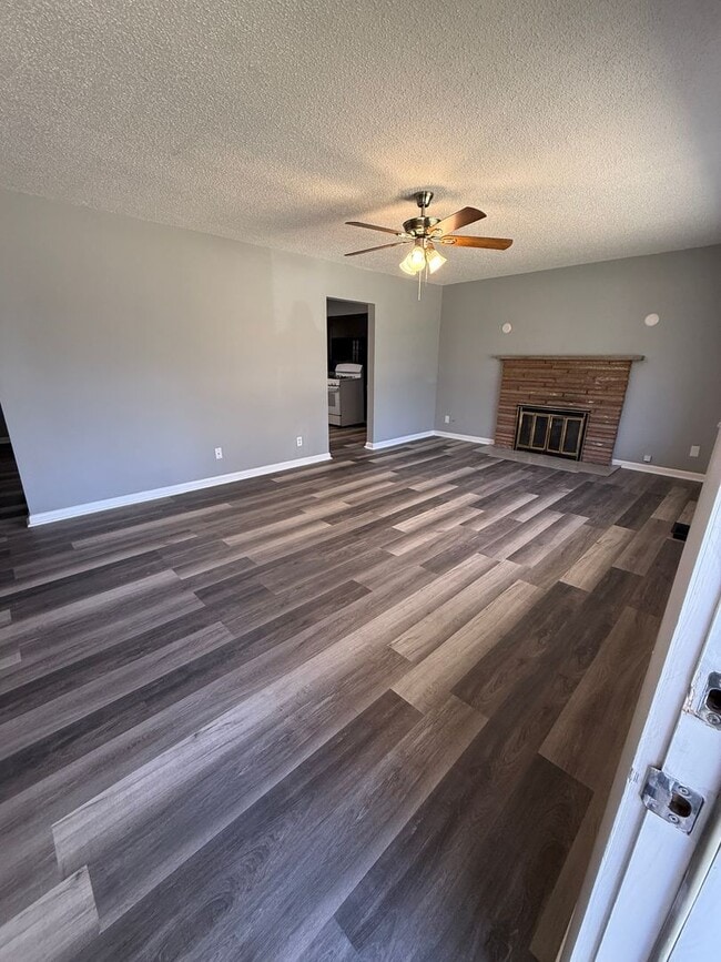 Photo - 4 bedroom/1 bath/detached storage building