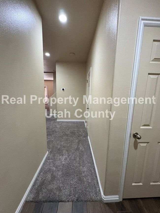 Photo - 1643 W 140 N